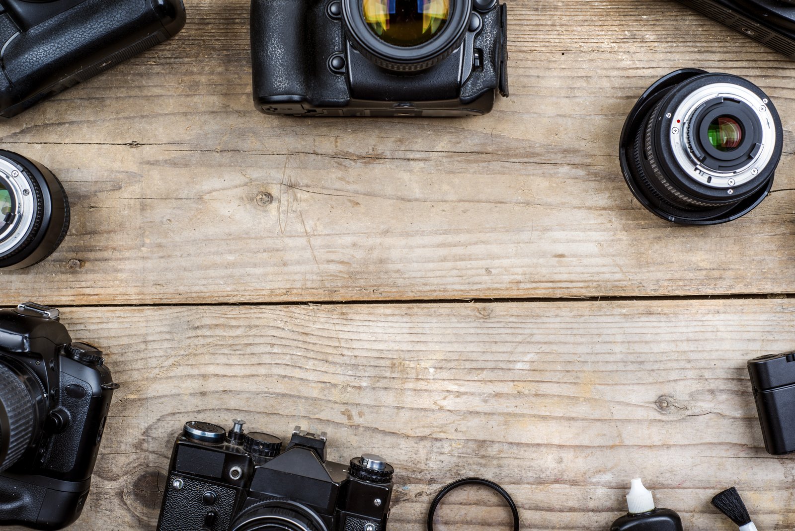 The Best Deals on Versatile Zooms for Nearly Every Mirrorless Camera
