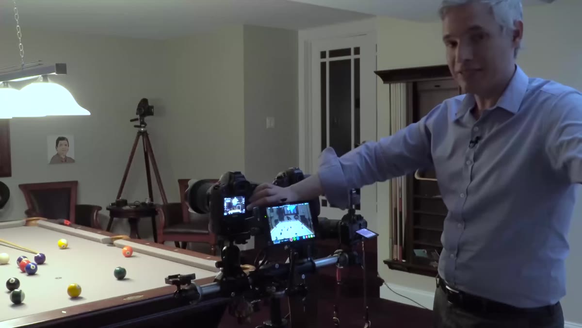 CFast and Compact Flash card slots on Canon 1DX Mark II