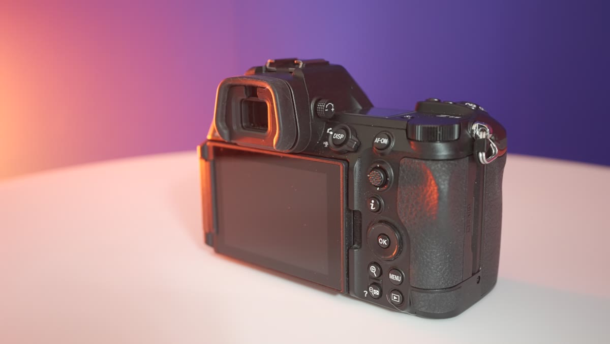 Presenter holding each camera while listing use cases