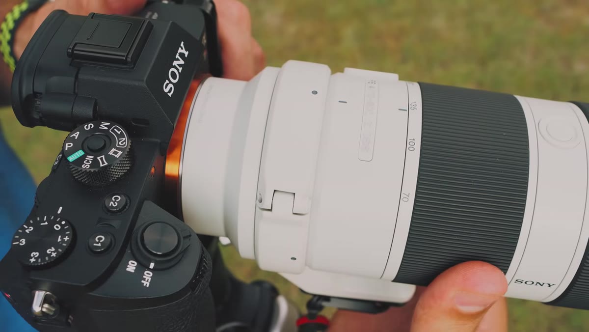 Zoom lens set to 70mm focal length for first test sequence