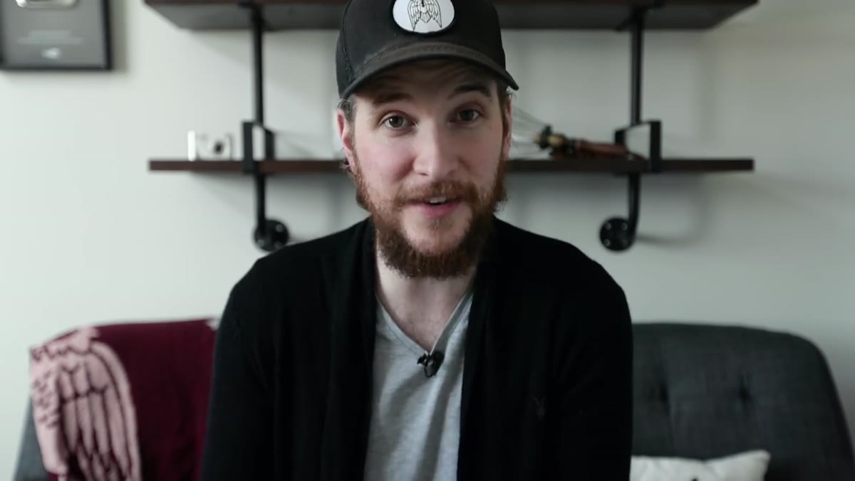 Side-by-side portrait comparison across multiple focal lengths