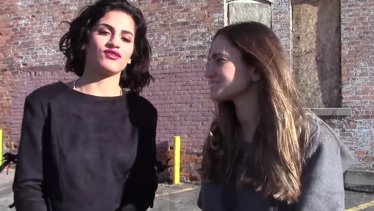 Behind-the-scenes banter keeping shoot atmosphere loose