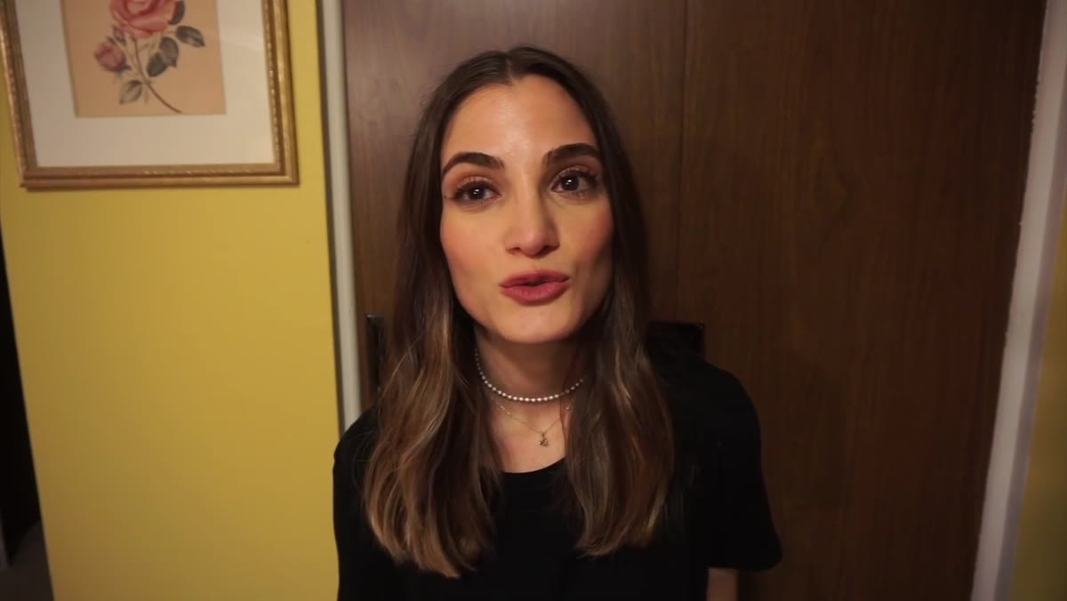 Jessica explaining how a rejected job led her into photography