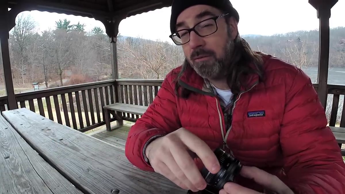 Daniel noting the lens worked as a manual focus option when AF was problematic
