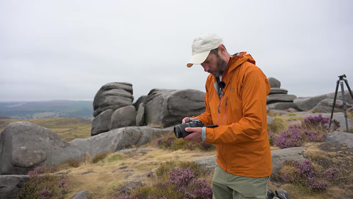 Danson shooting handheld at 24mm, no tripod