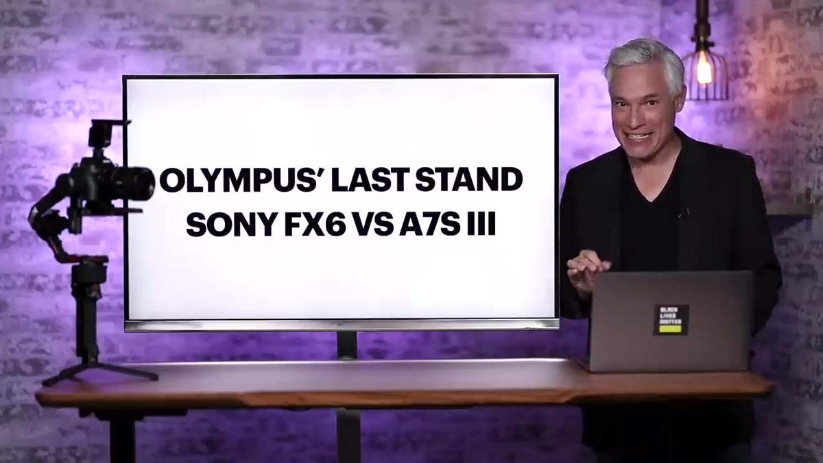 Sony FX6 body shown on screen next to Sony a7S III