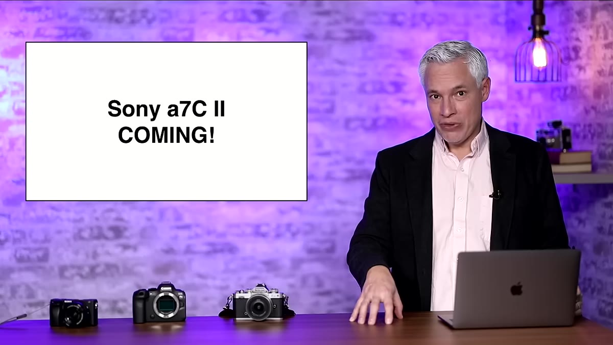 Side-by-side comparison or Fujifilm camera reference on screen