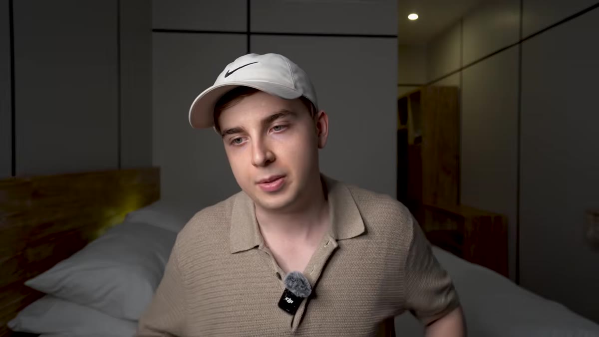 Hugo discussing lens regret and focal length limitations