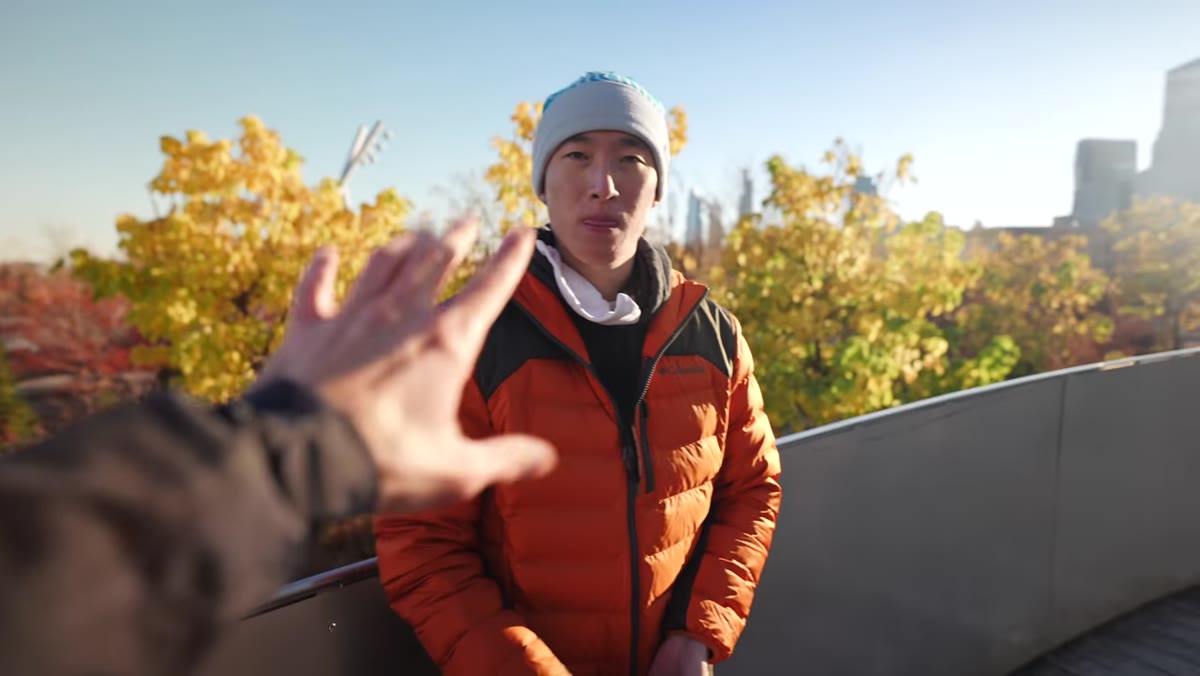 Pierre asking which single lens does everything