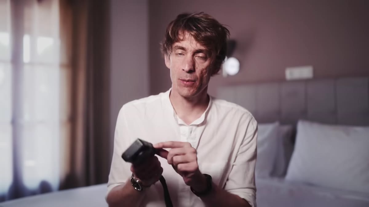 Tucker holding the GR IV while discussing battery size change