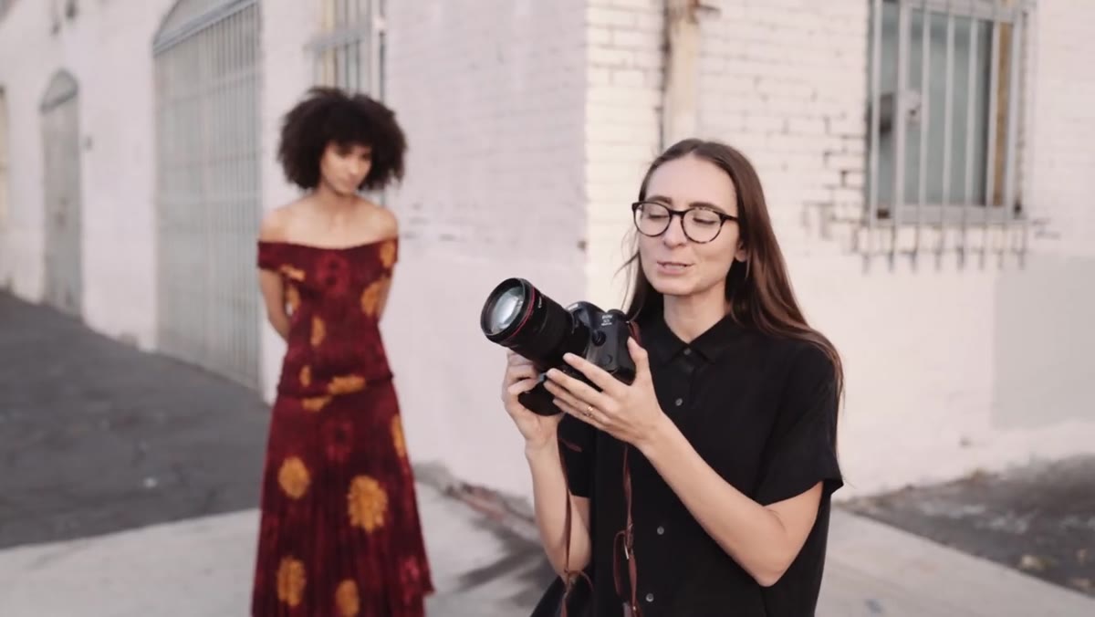 135mm lens portrait demonstrating subject-photographer distance